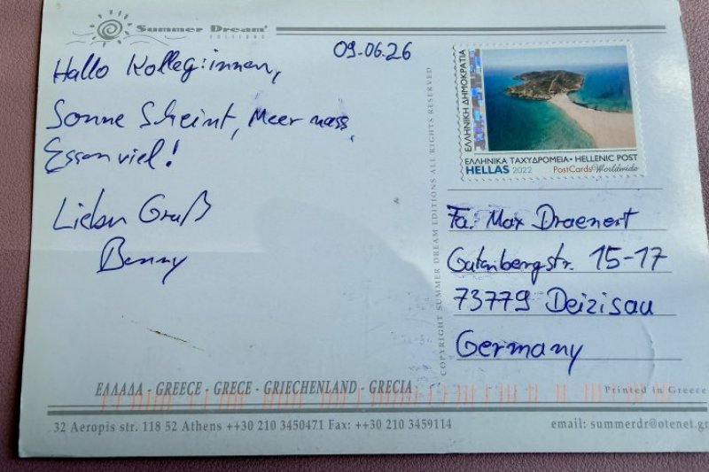 Holiday greetings have arrived at DRÄCO ☀️